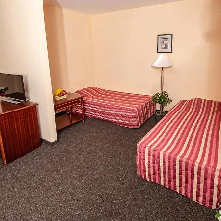 Отель Princess 4*