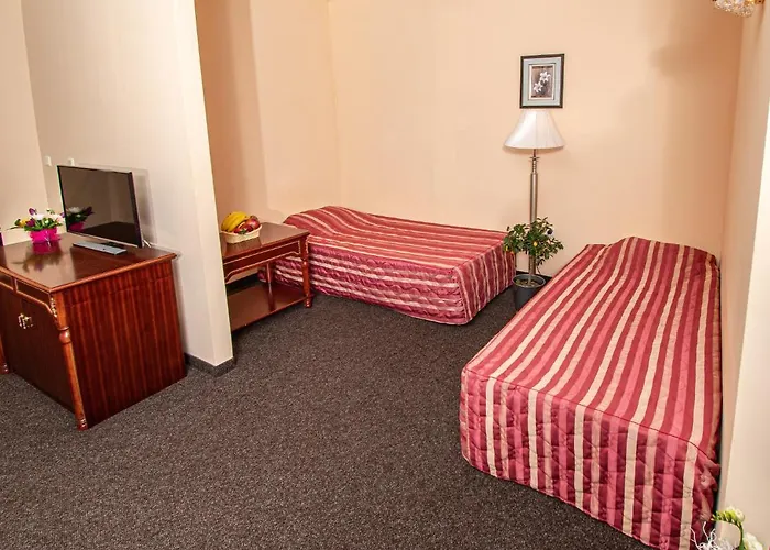 Отель Princess 4*